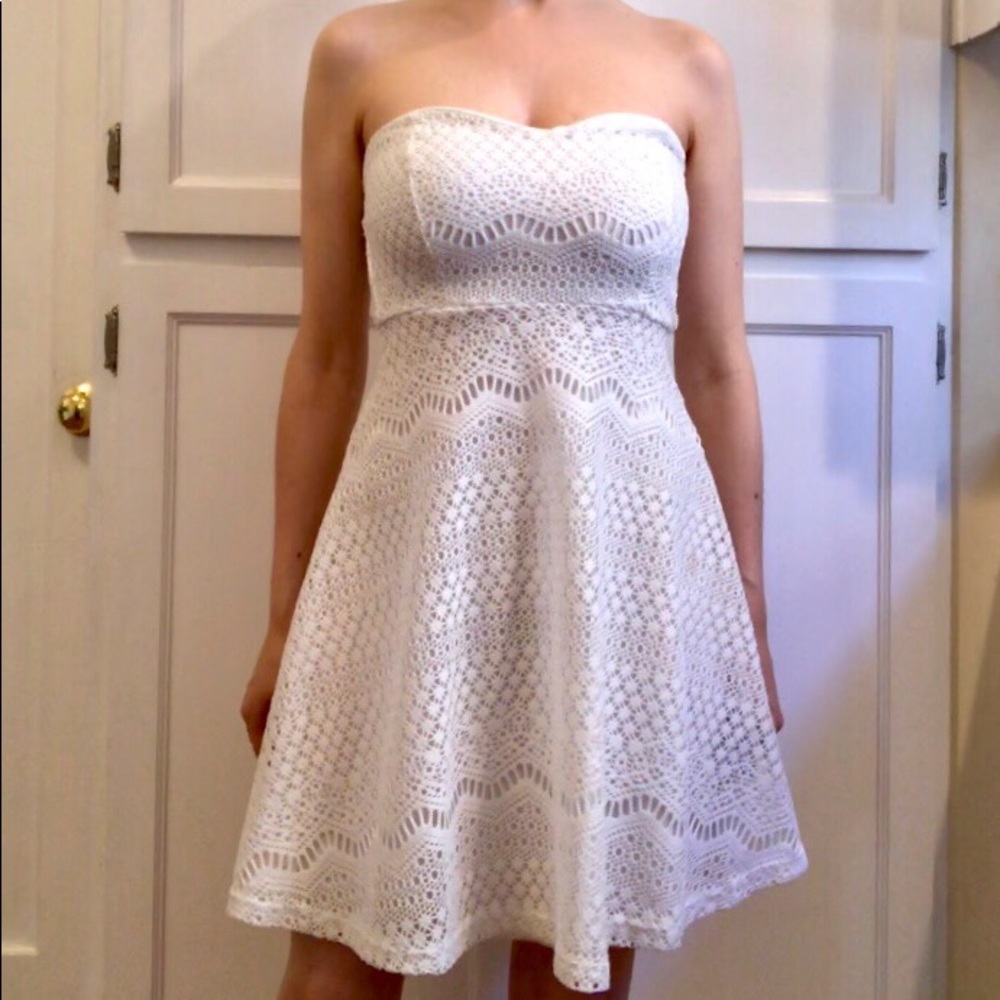 Charlotte Russe stretchy midi dress